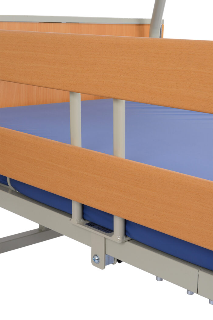 Aufstehhilfe für Standard Pflegebetten – Bild 2